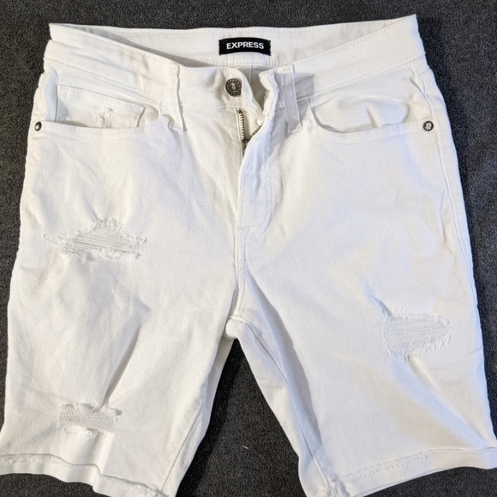 Express distressed cut off jean‎ shorts white size 28